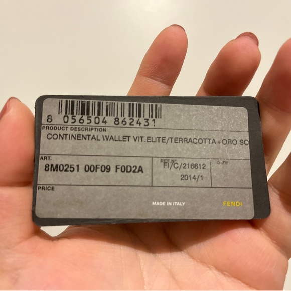 Fendi wallet - Picture 3 of 4